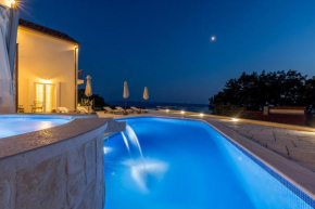 Villa La Residenza - Heated pool